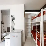 Studio A Paris Et Desinfection Rigoureux Du Logis