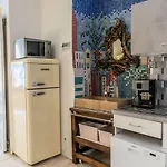 Montmartre Apartments - Androuet