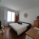 Chambre Privee Dans Magnifique Appartement Calme