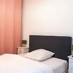 Quiet And Charming 30 M Apartment