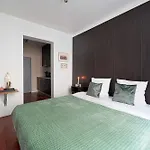 Large Modern Studio Close To The Eiffel Tower And Paris Highlights