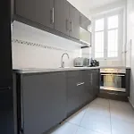 Cia - Rue De La Tour