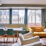 1Br Flat With Balcony Near The Eiffel Tower