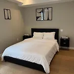 Design Apartment Eiffel Tower