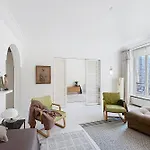 Spacious Apartment Near Bastille & Le Marais