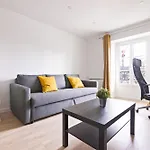 1 Bedroom Apartment Quartier Austerlitz Free Netflix