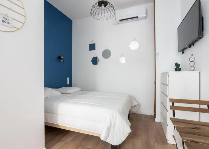 Great Studio Near The Eiffel Tower