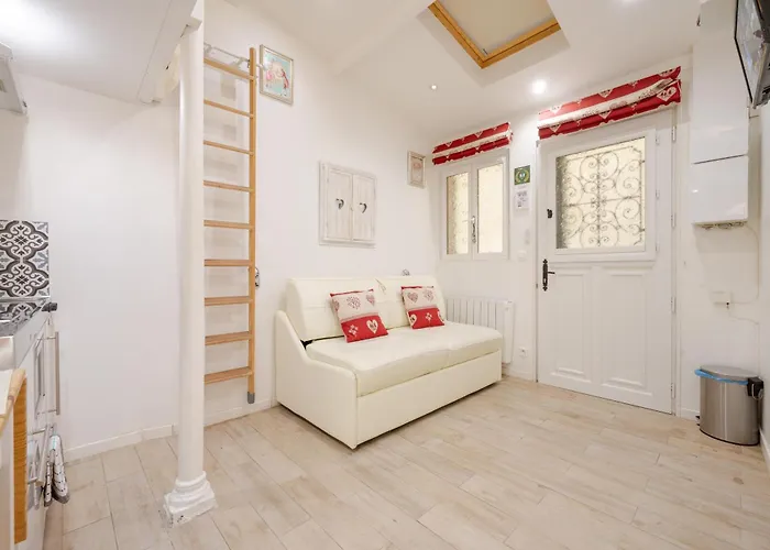 Superb Tiny House In Heart Of Paris 1St!