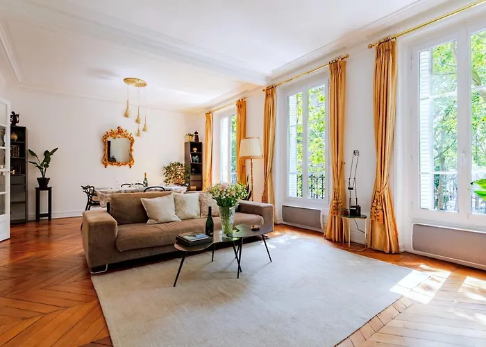 Charming French Style Apartment With Eiffel Tower View Prime Location Near Top Attractions