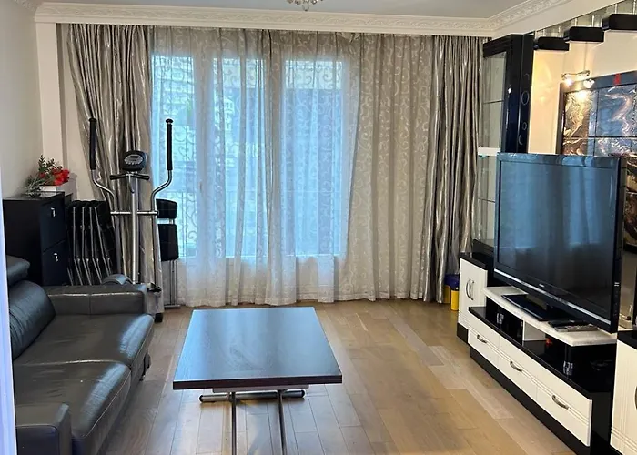 Superb Modern Near Gare De Lyon Bercy F4