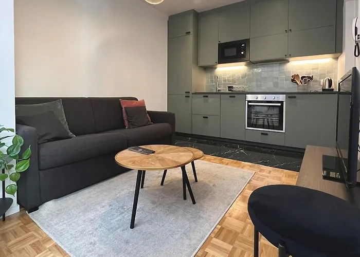 Lovely Apartment For 4