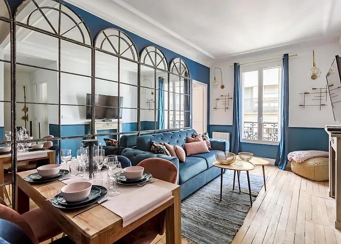 V3 Vibrant Stay Luxurious Stay Steps From Trocadero