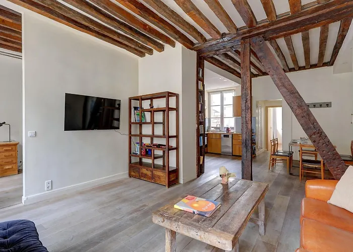 Bm-Splendeur Et Espace Au Coeur Du Marais