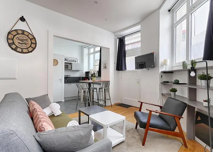 Charming Apartment 1Br In Batignolles