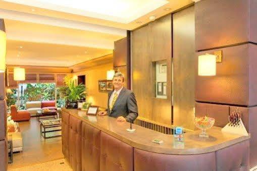 Elysees Hotel