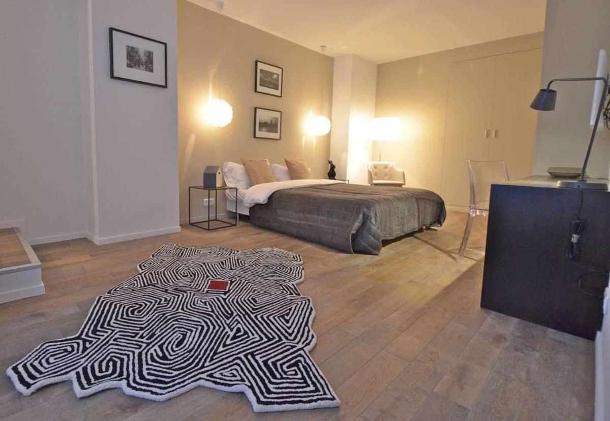 Bourbons Apartment