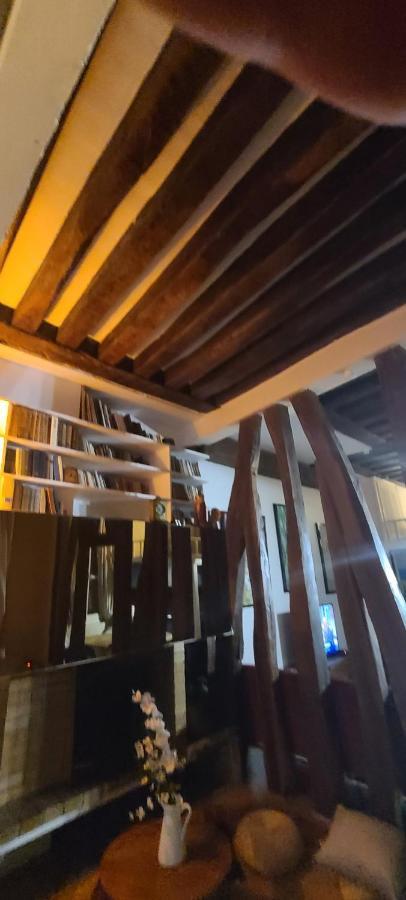 Apartment High Saint Germain De Pres 6 Paris