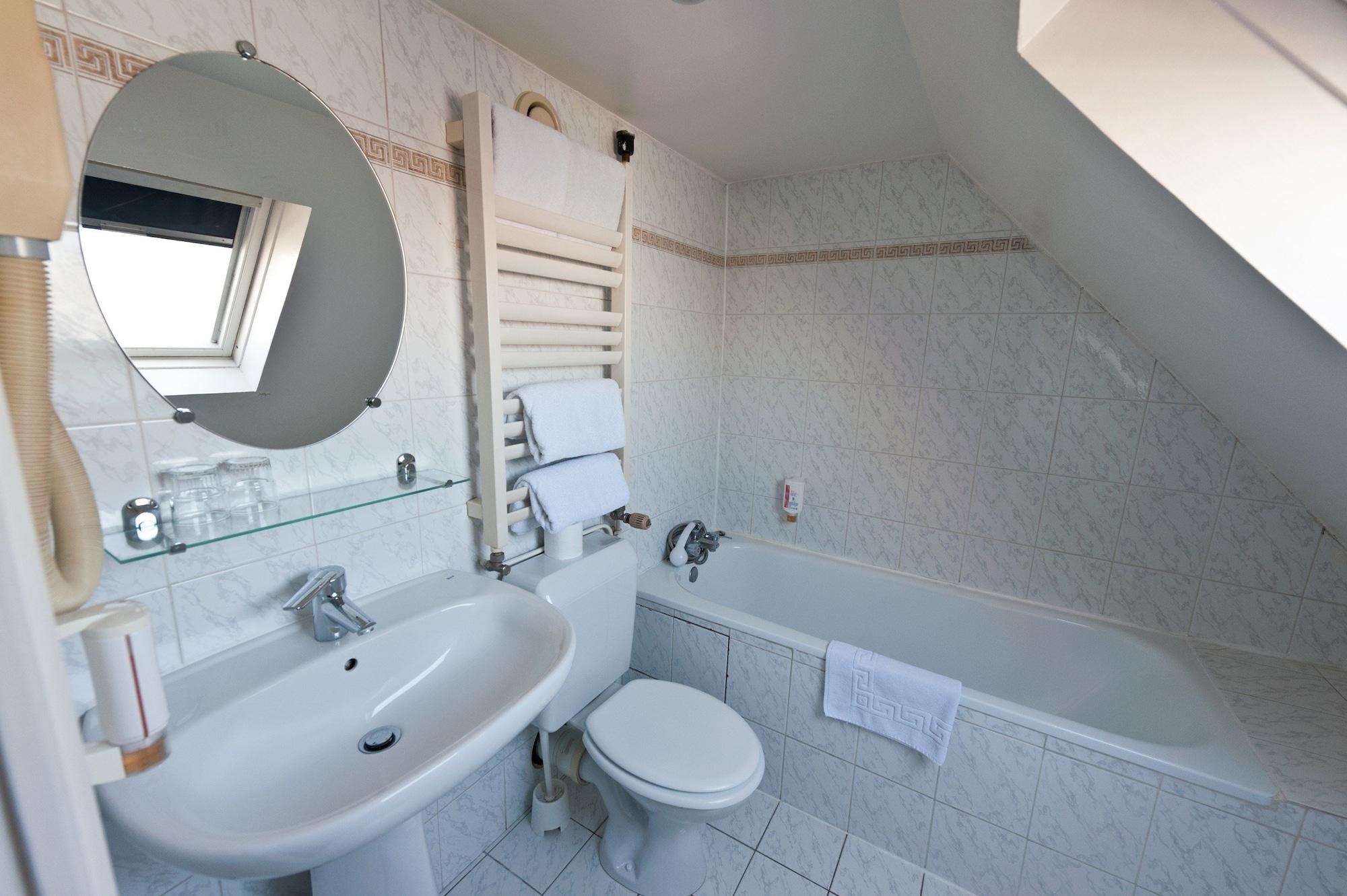 Royal Bergere Hotel 3*