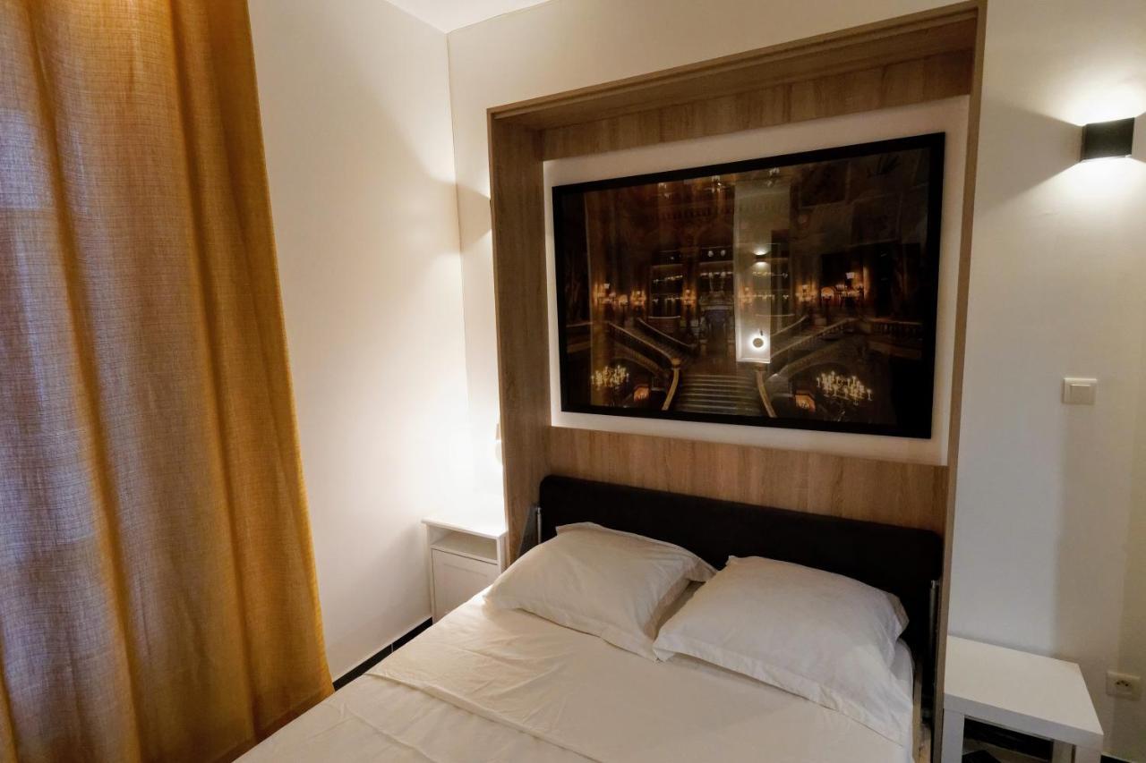 Appartement Opéra / Galeries Lafayette : *