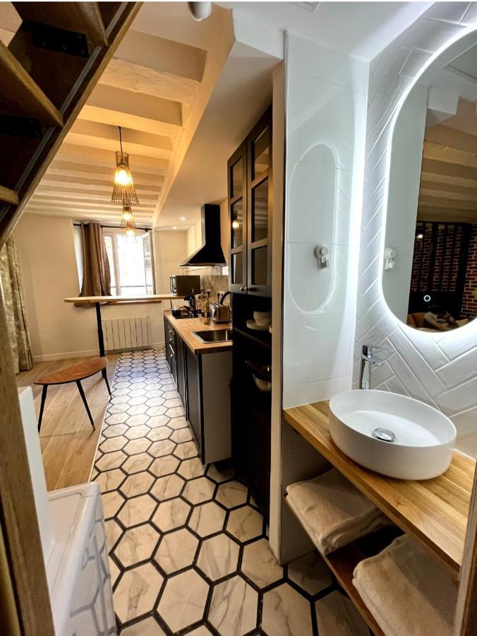 New Apartment Paris