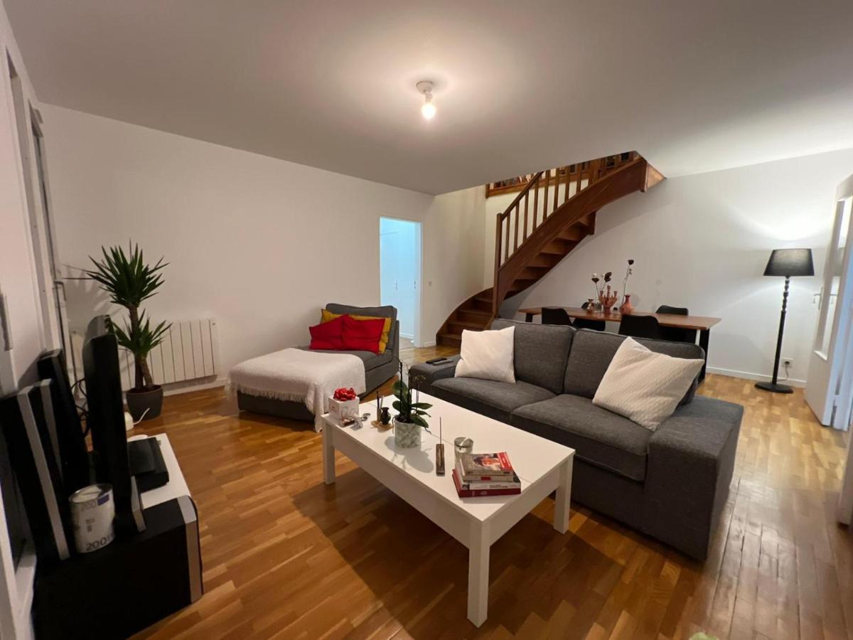 Homestay Entire With Terrace