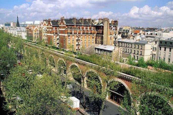 Entire With Terrace Paris