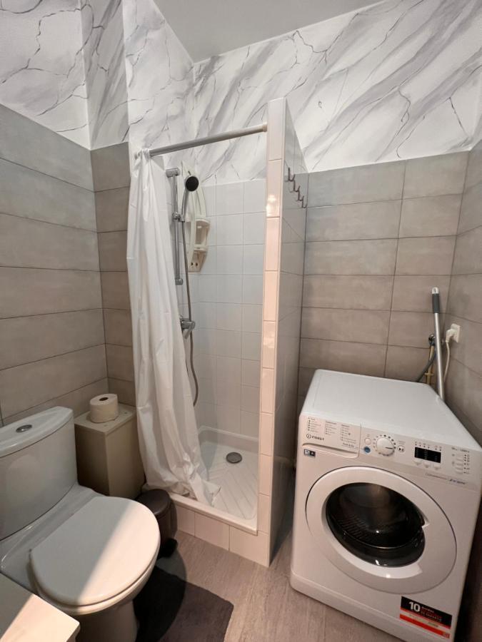 Studio Avenue Foch - Hala