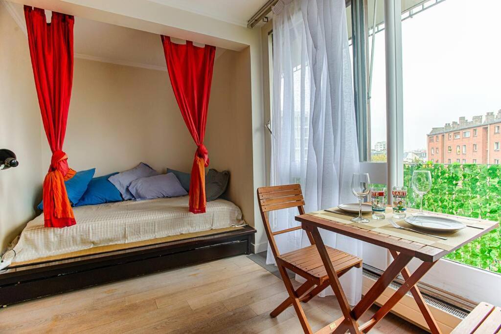 Apartamento With Balcony Paris