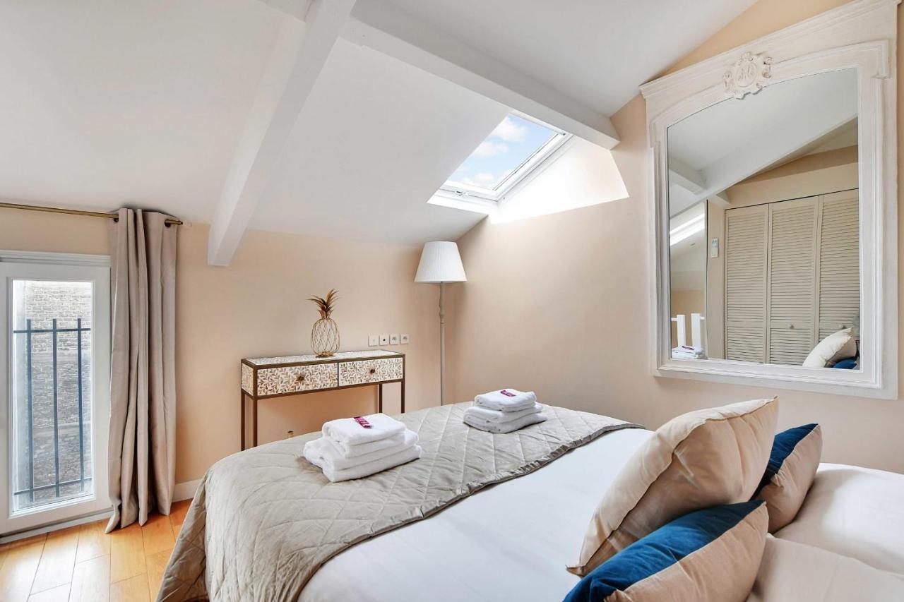 Apartment Amazing Duplex 4p- Louvre Museum Tuileries Paris