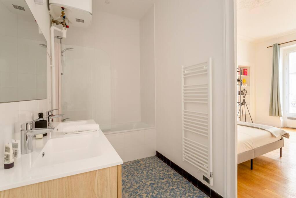 Sleepoo - Paradise 6 Apartment Paris