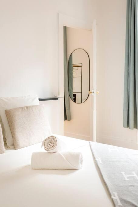 Sleepoo - Paradise 6 Apartment Paris