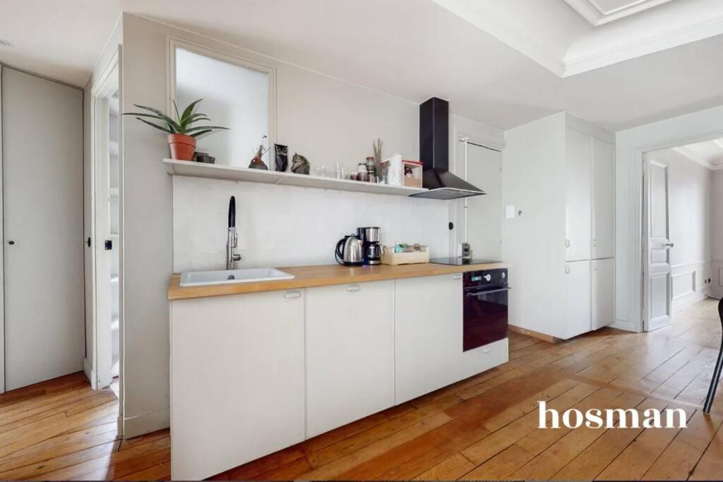 Appartement Apartement Chic Pure Parisian In Incredible Area Paris