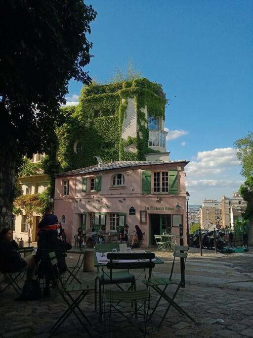 Avec Vue Exceptionnelle A Montmartre. Apartment *