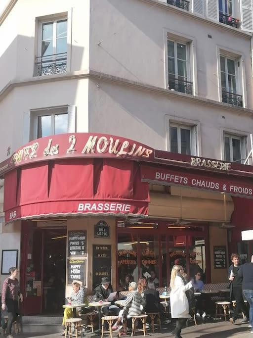 Avec Vue Exceptionnelle A Montmartre. Apartment Paris