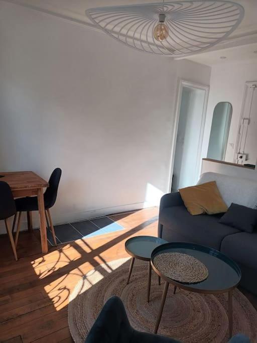 Appartement Tres Parisien Et Ensoleille