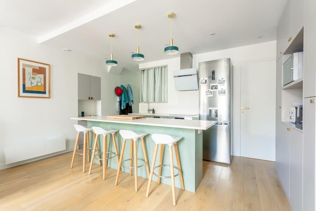 Apartment Luxurious Nest In Paris
