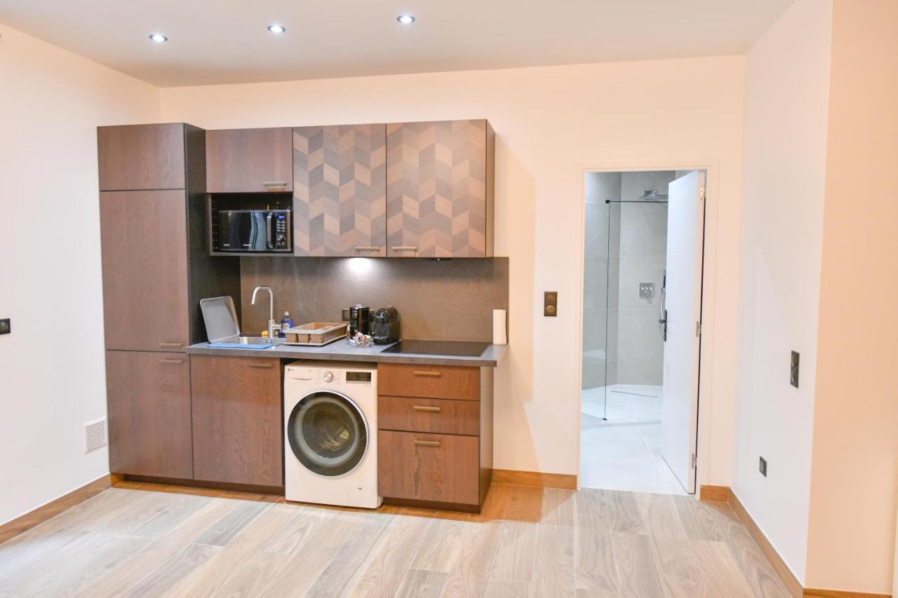 Apartment Le Charme De Montmartre - Patio Prive-sacre-coeur - Parking Gratuit - Metro Anvers *