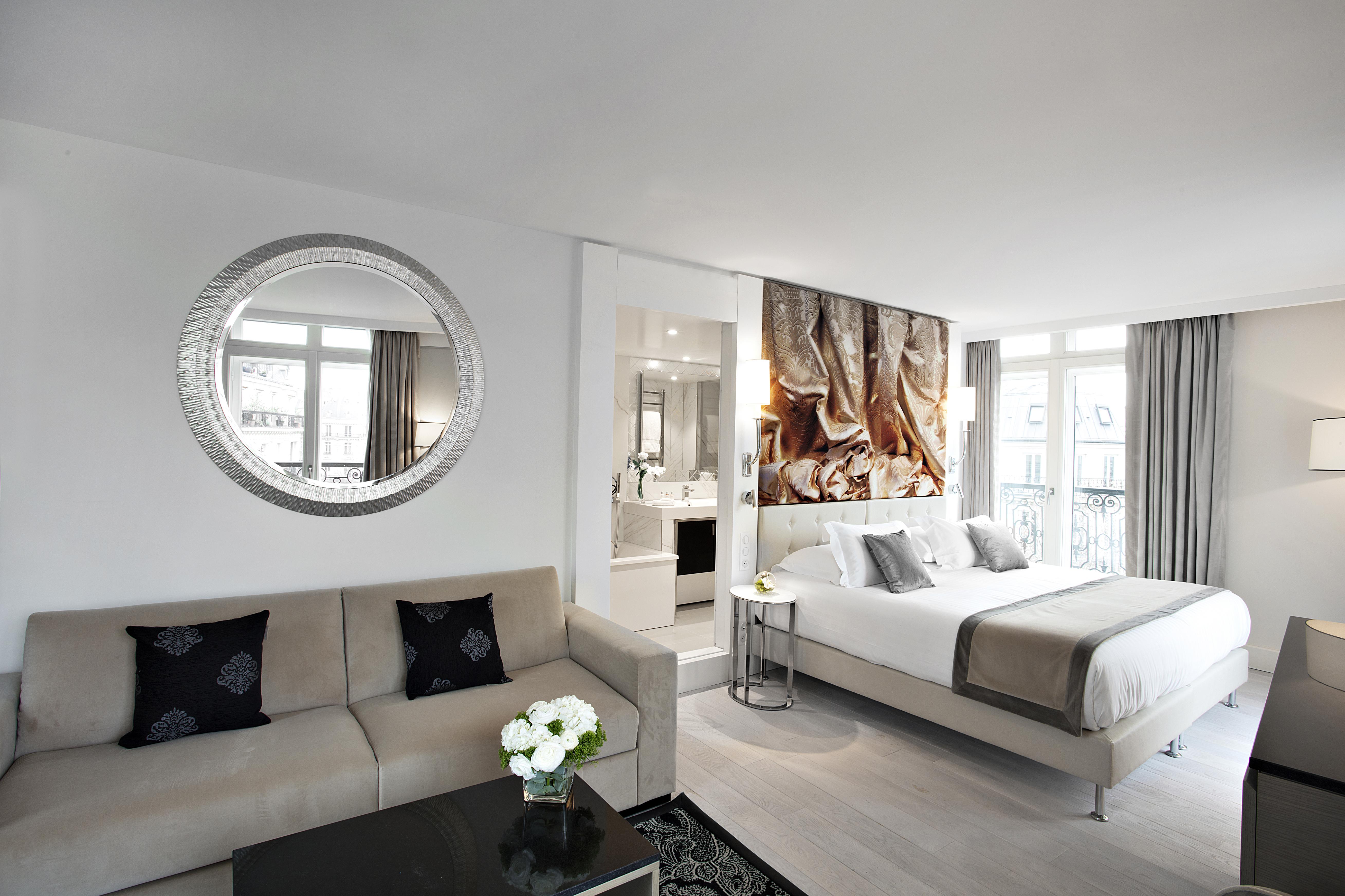 La Haussmann Hotel