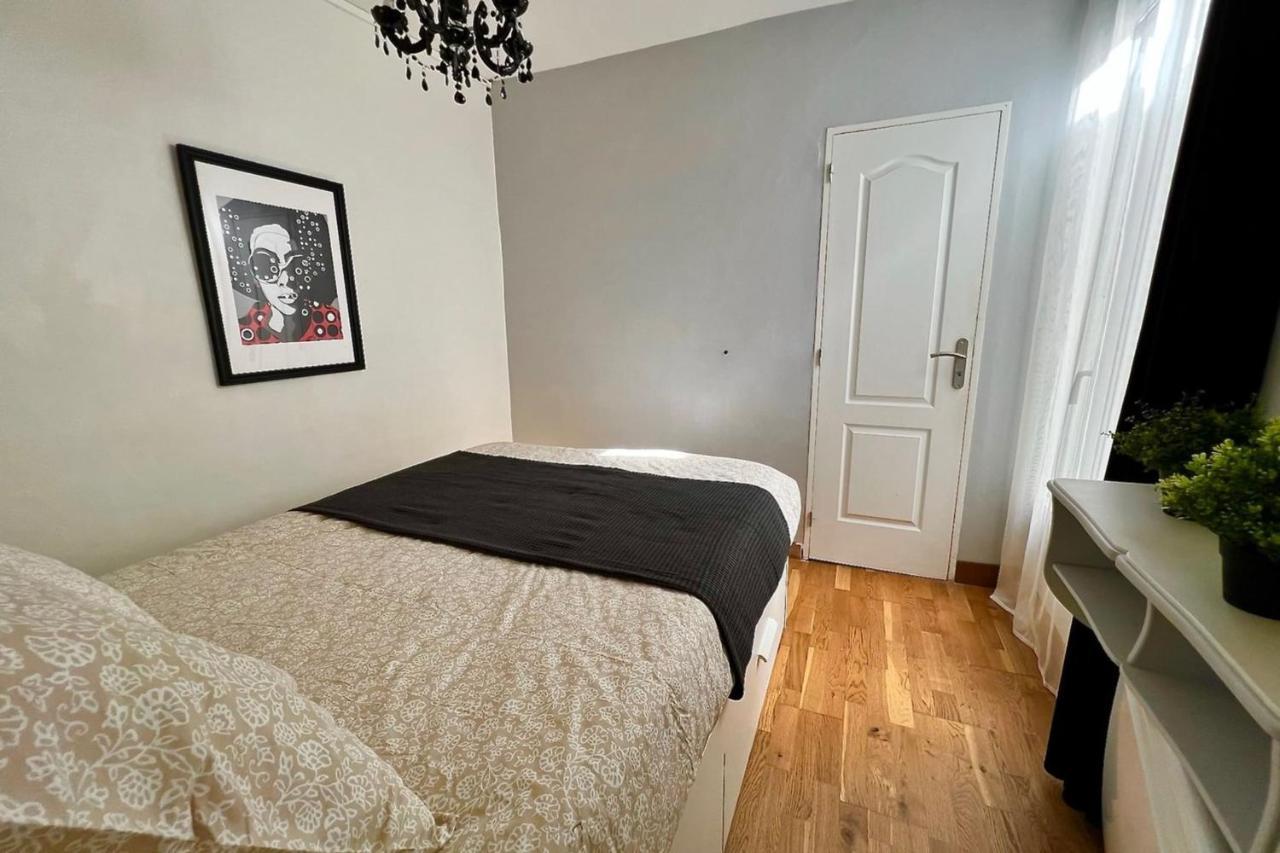 Charme Parisien Au Coeur Du Marais - Voltaire Appartement Paris