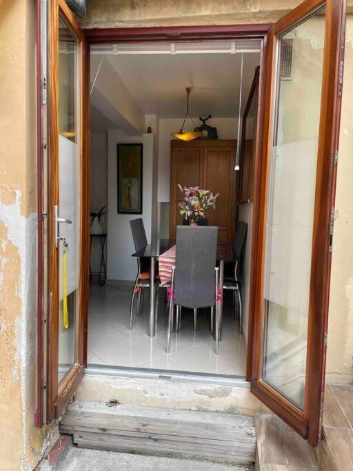 Chezadrienparis - De 90m2 En Souplex Apartamento Paris
