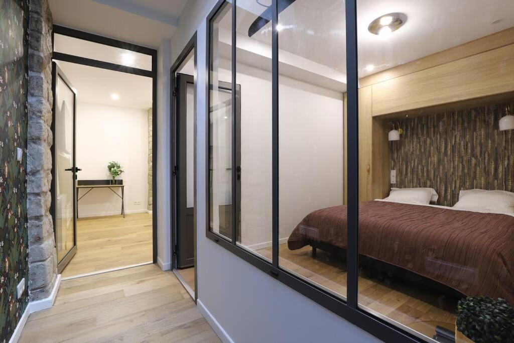 Sous Plex 6 Personnes - Paris 11 *