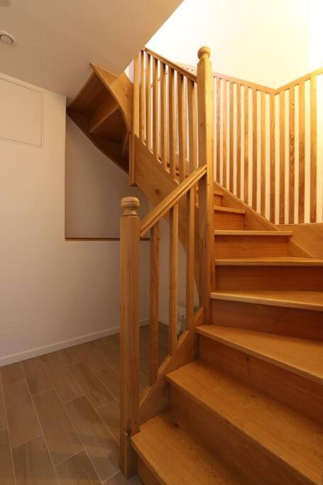 Sous Plex 6 Personnes - Paris 11 *