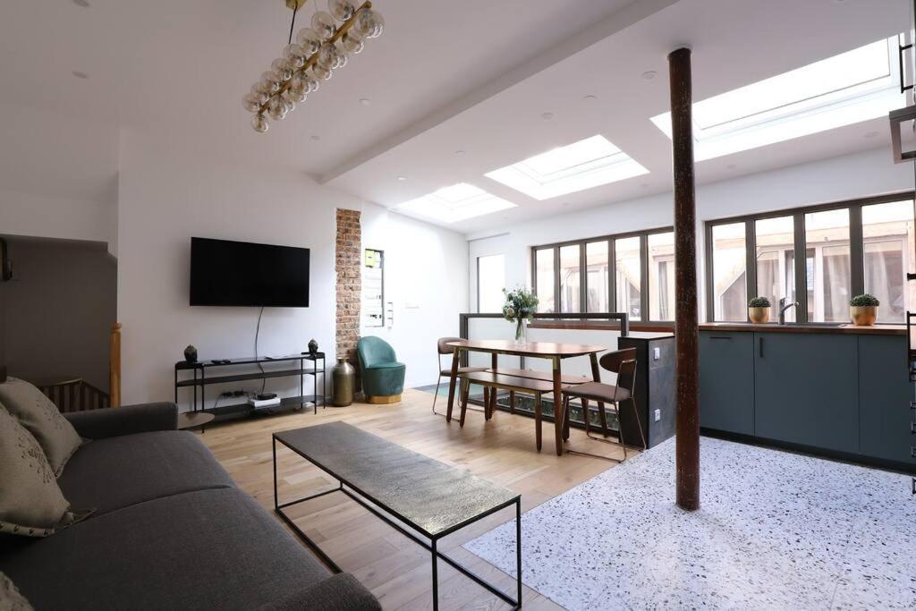 Sous Plex 6 Personnes - Paris 11 Apartment