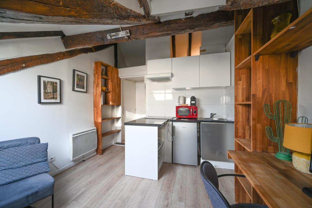 Apartment Clery 58