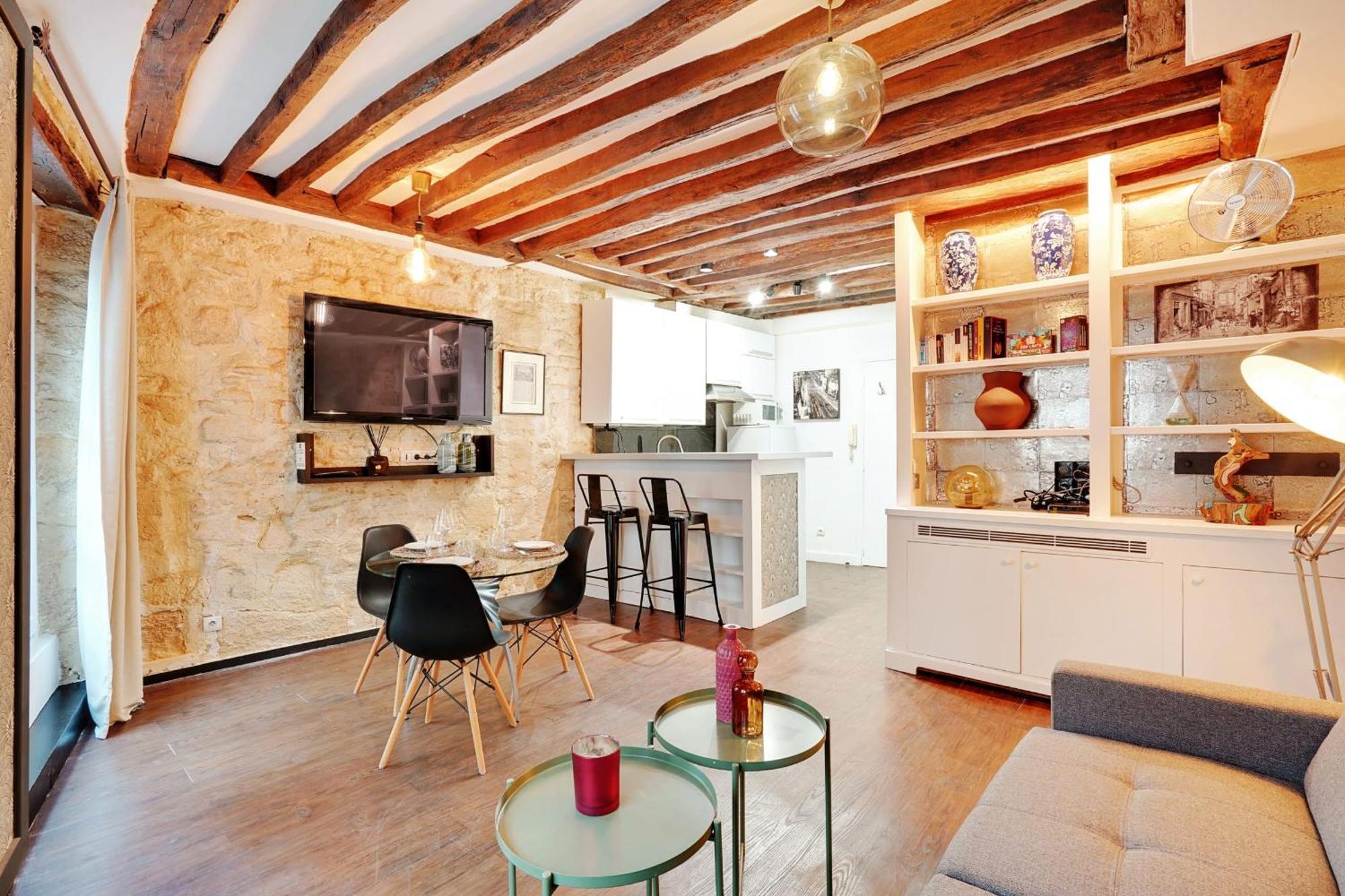 Marais - Vosges Luxury Flat Apartment Paris