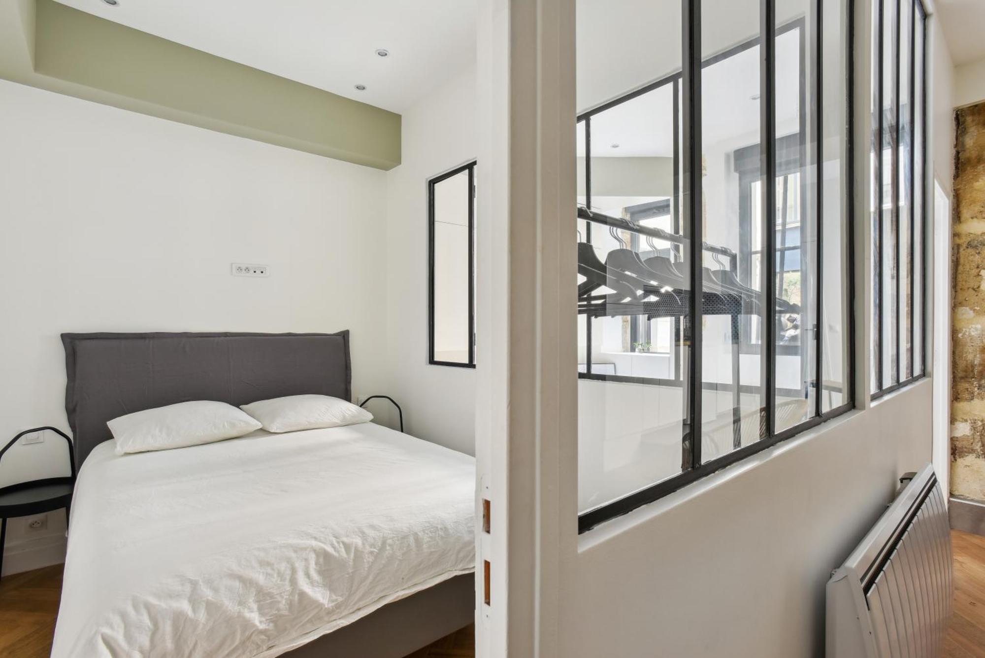Beau 3 Pieces Rue Poissonniere Apartamento *