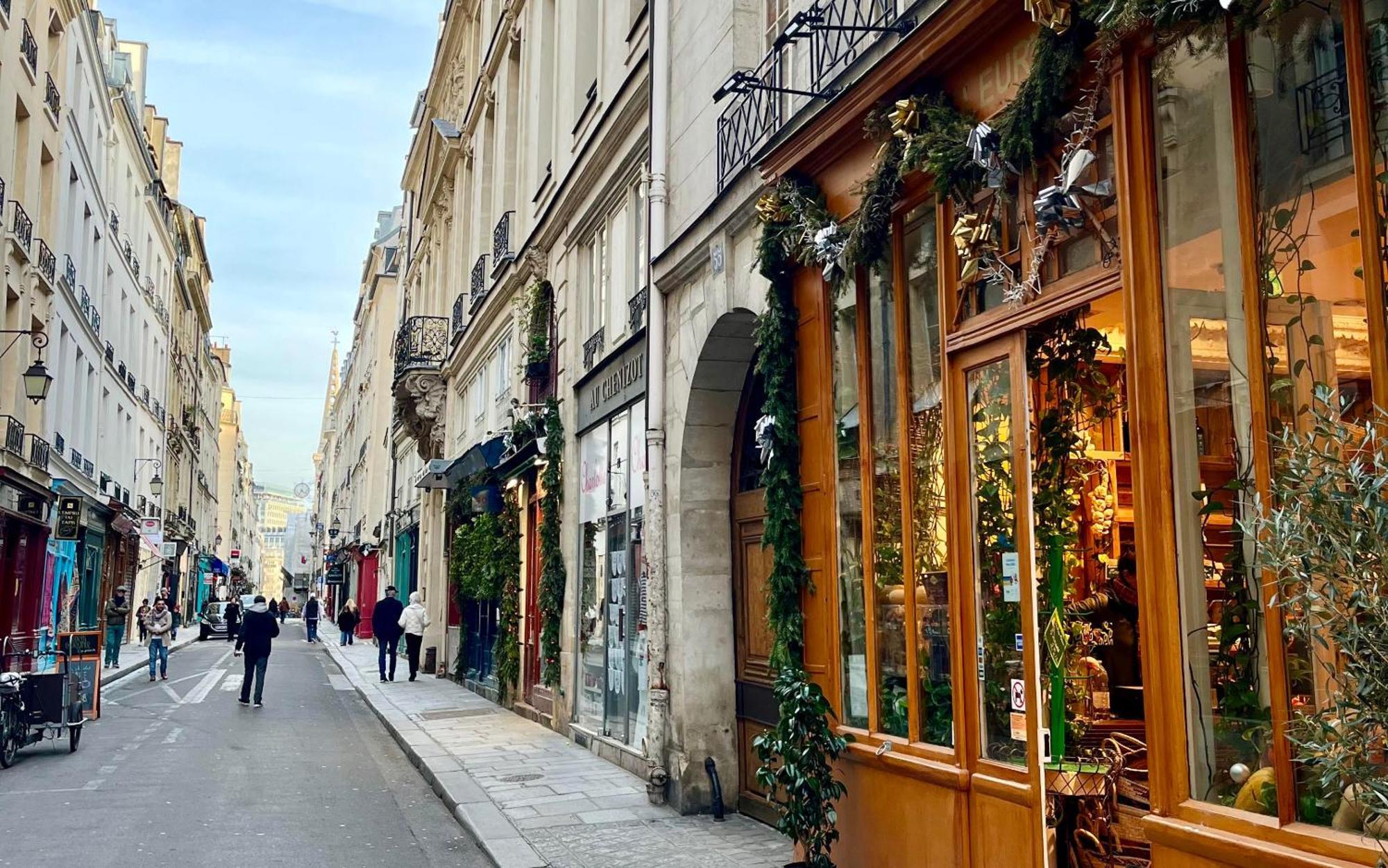 De Standing 4 Etoiles Sur L'ile Saint-louis By Weekome Apartment Paris