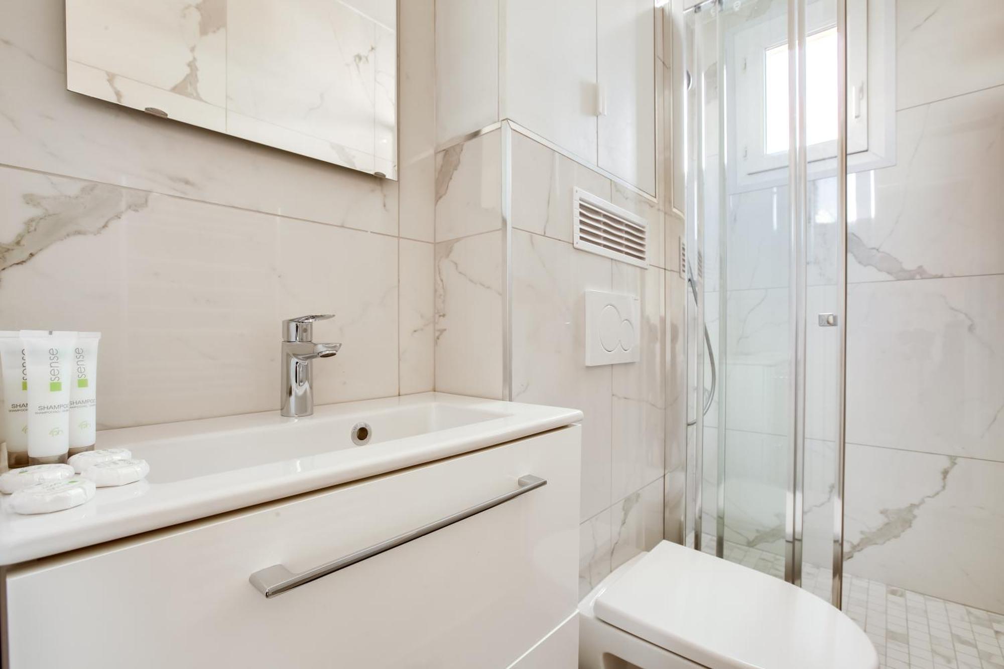 Volontaire Apartment Paris