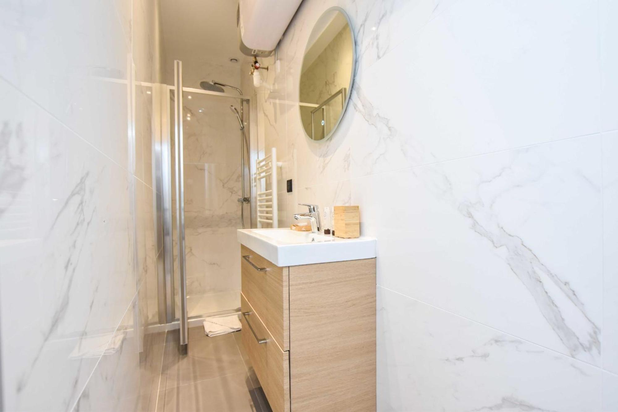 Appartement Elegant - 1br-5p - Parc De Belleville Paris