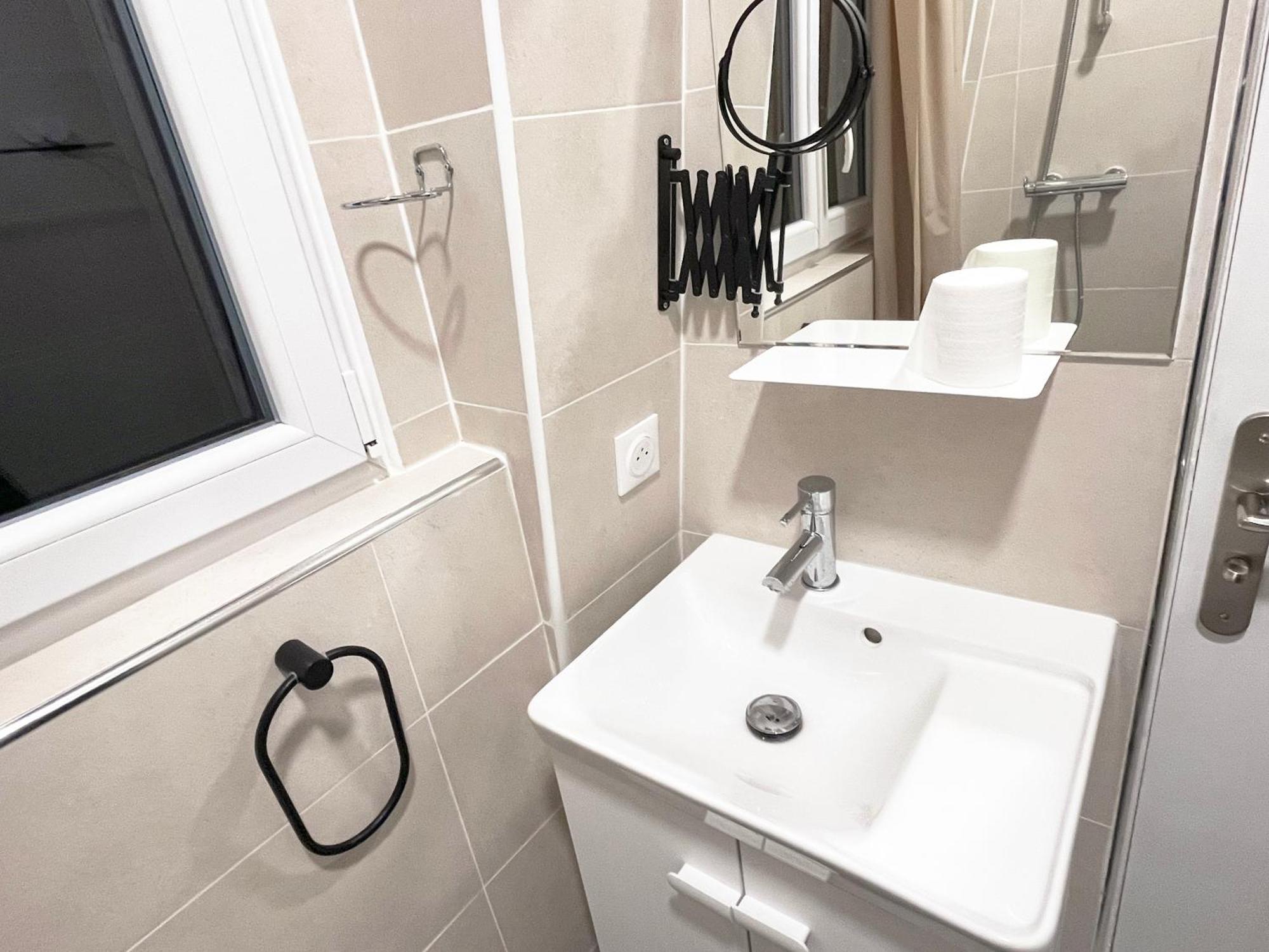 Moderne A Pour 4 Personnes